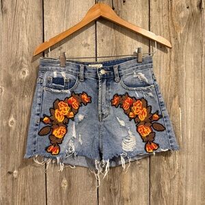Embroidered Floral Denim Shorts size Small